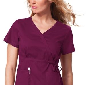 Koi Katelyn Scrub top M